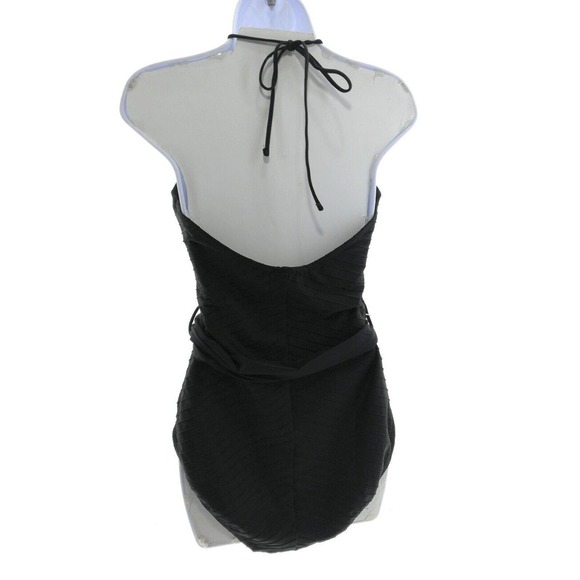 Time and Tru Women's Black 'Elevated One Piece High Leg Swimwear Size Medium - Picture 3 of 3